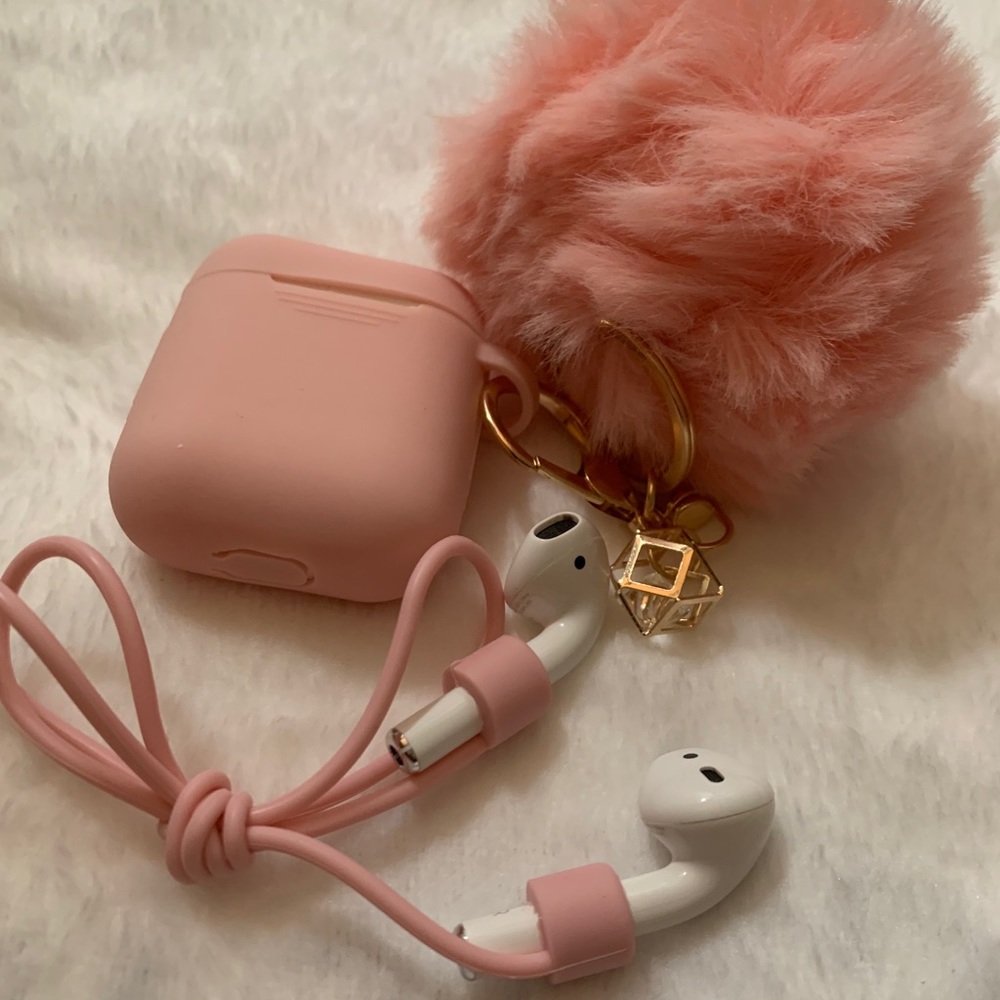 AirPod case - Picture 3 of 3